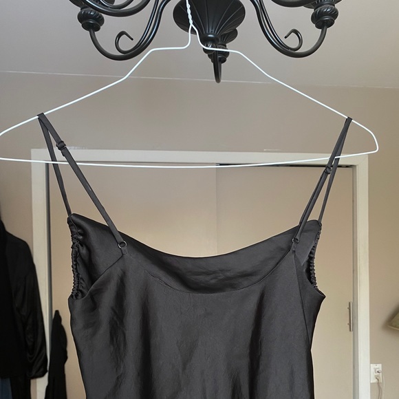 NWT - Allusion dress from aritizia - Picture 3 of 4